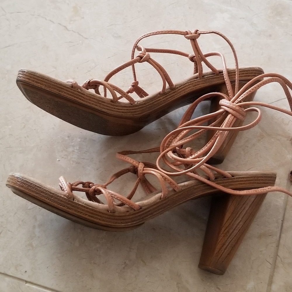 VINTAGE BEIGE / NUDE GLADIATOR HEELS US 9